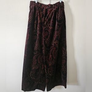 Banana Republic Burgundy Paisley Wide Leg Velvet Trousers. Size 16